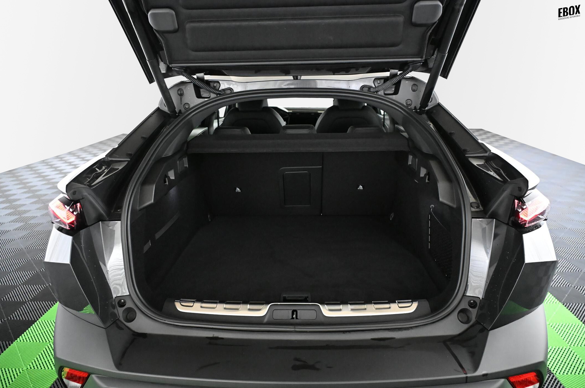 17824_p35 - PEUGEOT - 408 - 2023 - photo 38