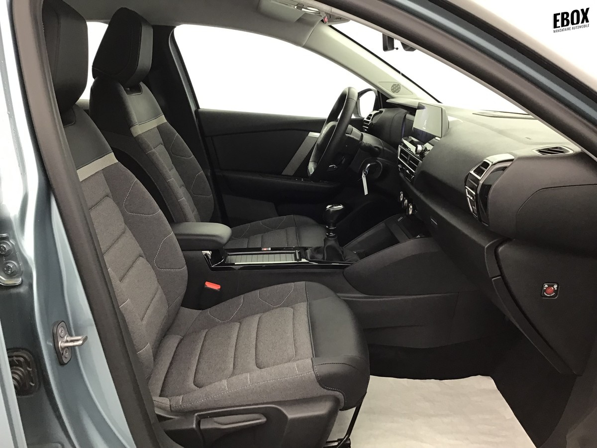 O197473_p3 - CITROEN - C4 - 2023 - photo 6