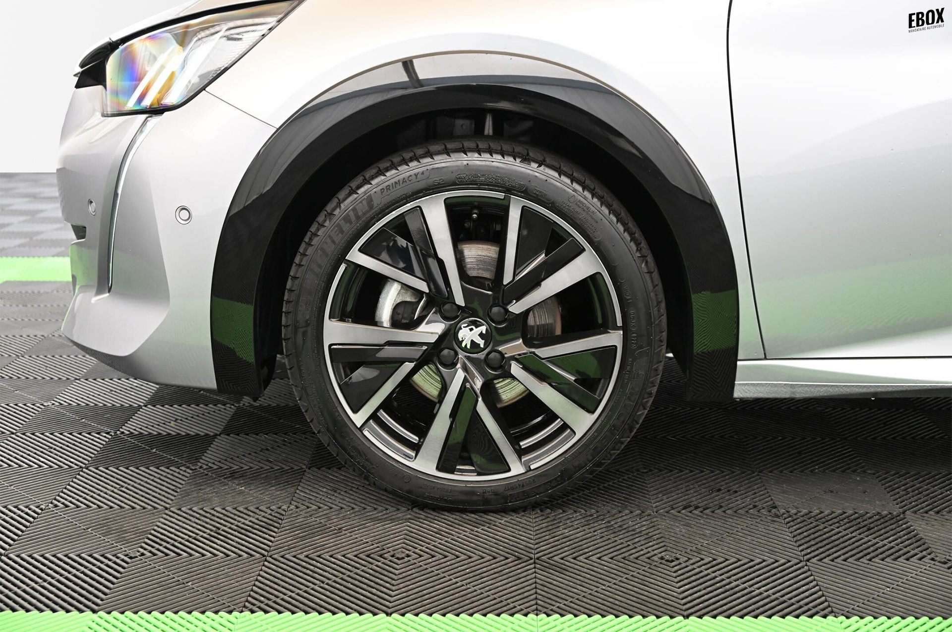 18215_p35 - PEUGEOT - 208 - 2023 - photo 9