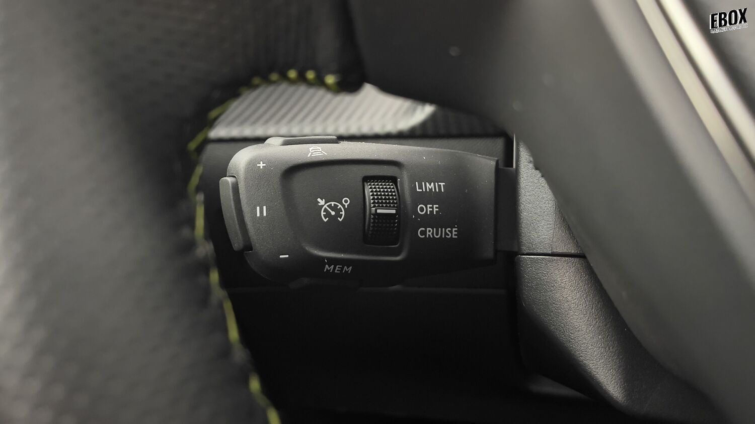 GLI00248978_p53 - PEUGEOT - 2008 - 2022 - photo 23