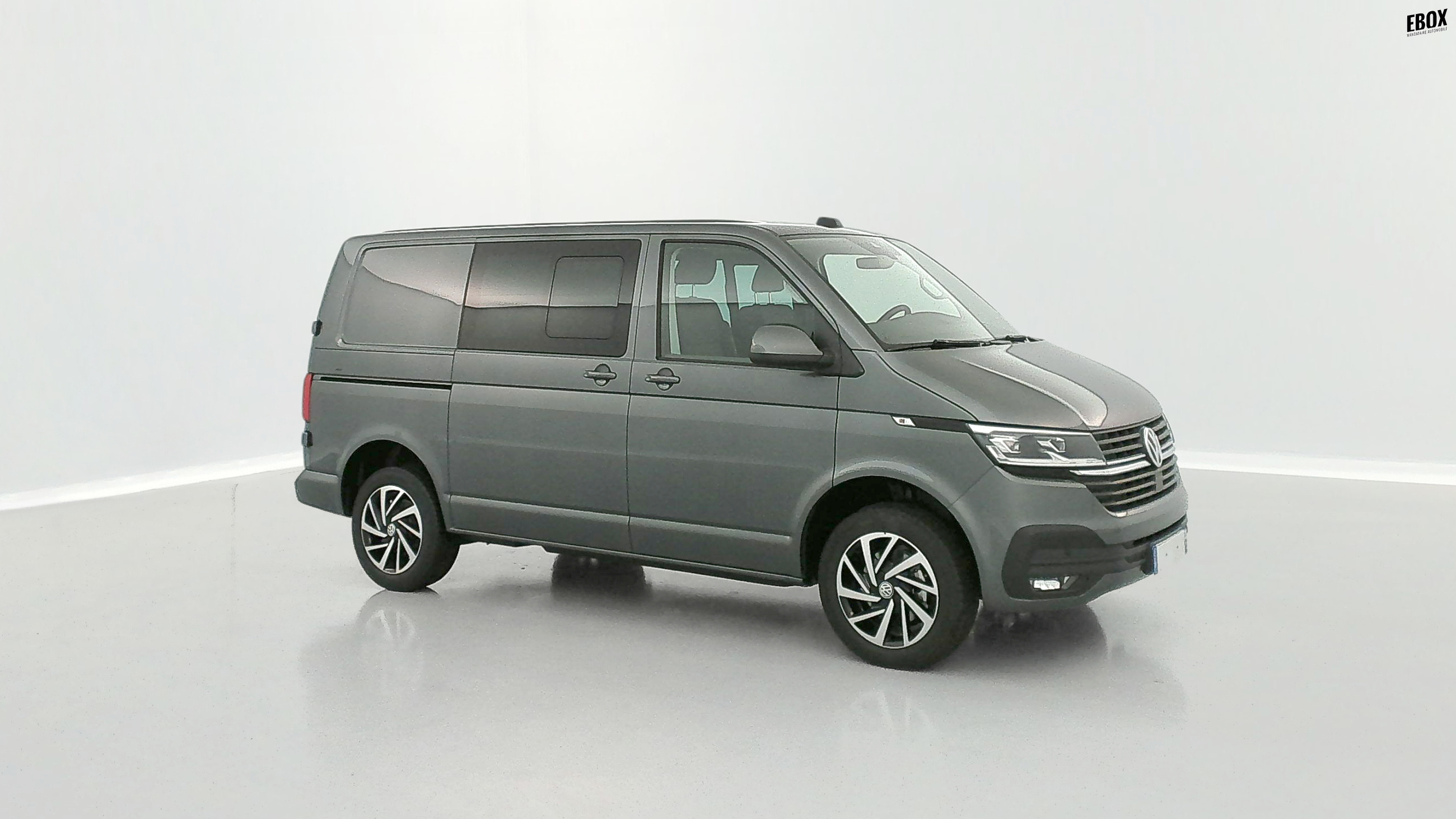 GLI00001202_p53 - VOLKSWAGEN - TRANSPORTER - 2024 - photo 26