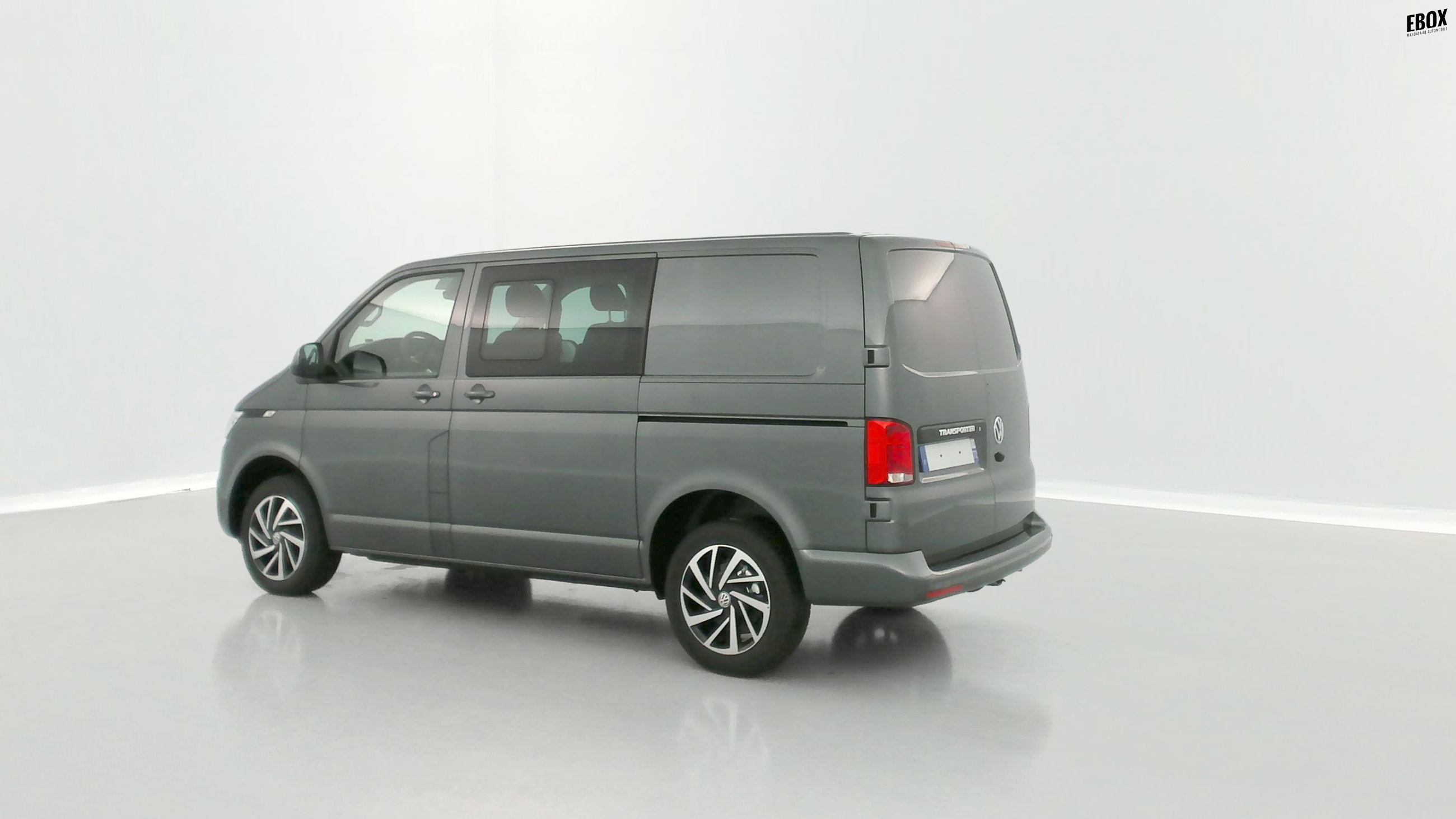 GLI00001203_p53 - VOLKSWAGEN - TRANSPORTER - 2025 - photo 24