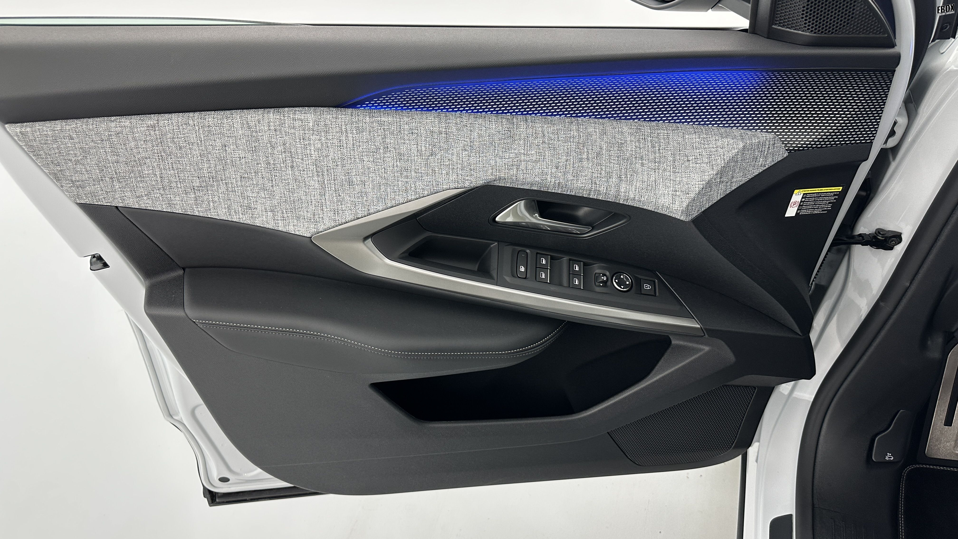 GLI00002278_p53 - PEUGEOT - 5008 - 2025 - photo 14