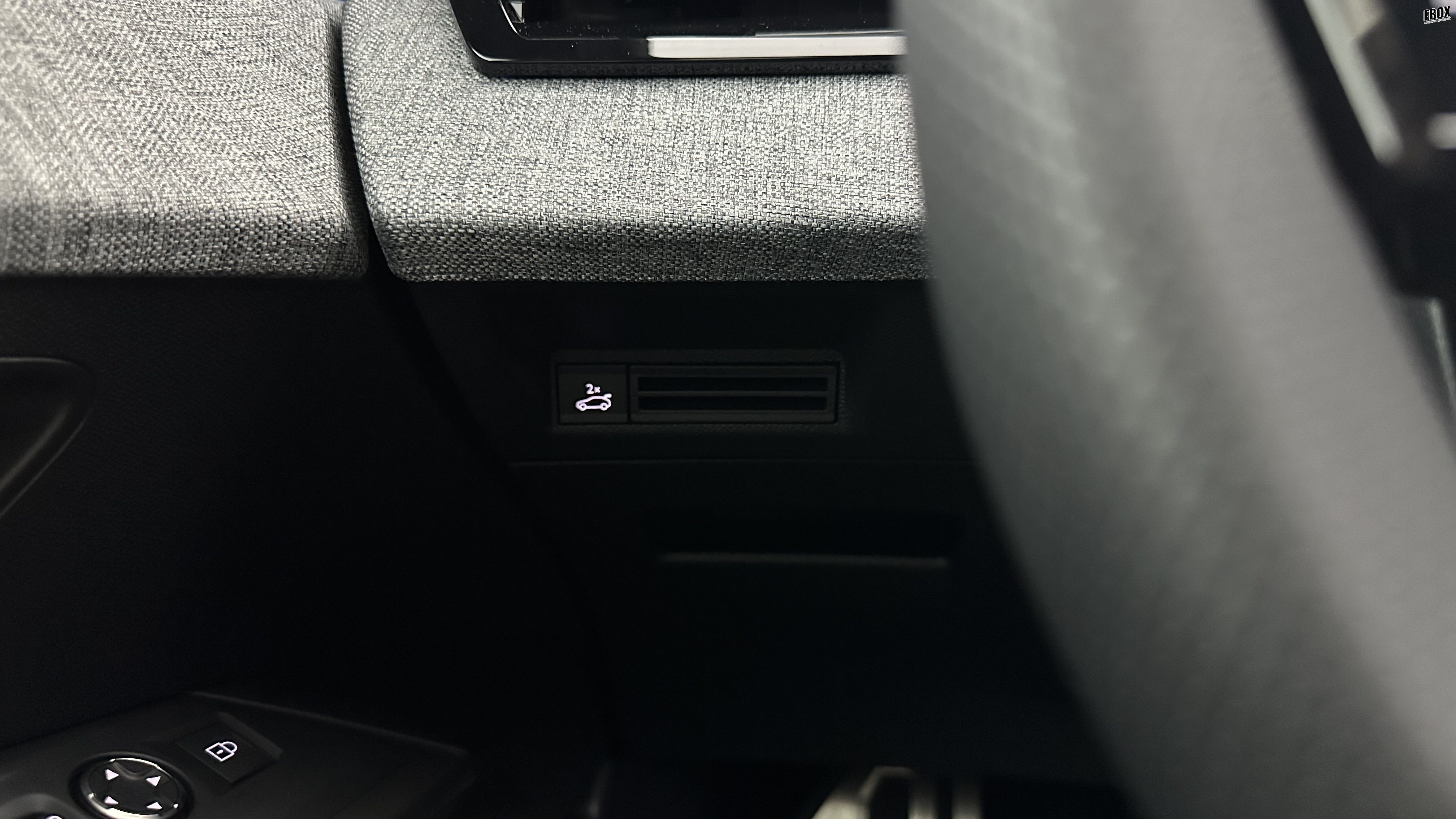 GLI00002278_p53 - PEUGEOT - 5008 - 2025 - photo 24