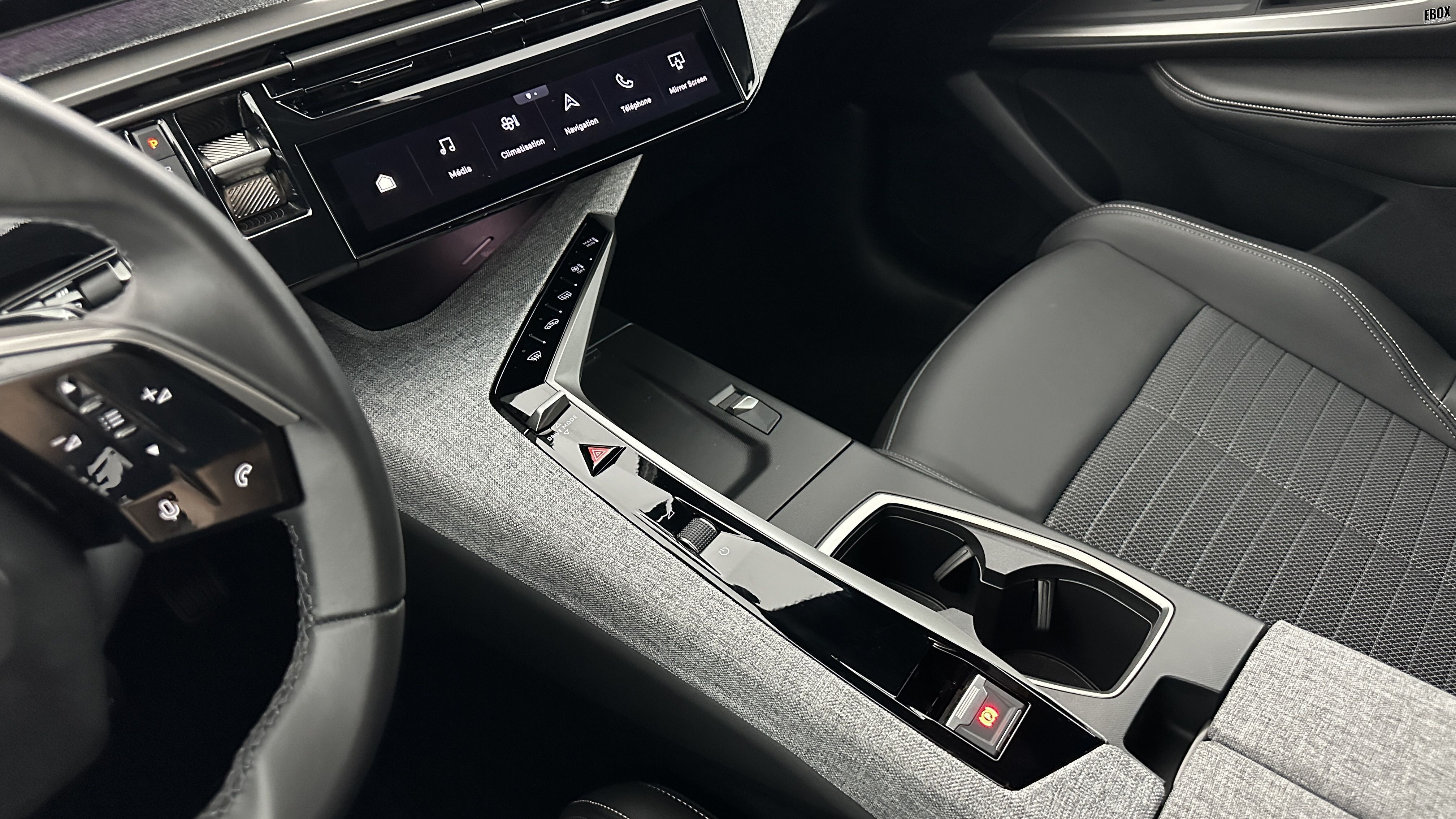 GLI00002586_p53 - PEUGEOT - 3008 - 2024 - photo 15