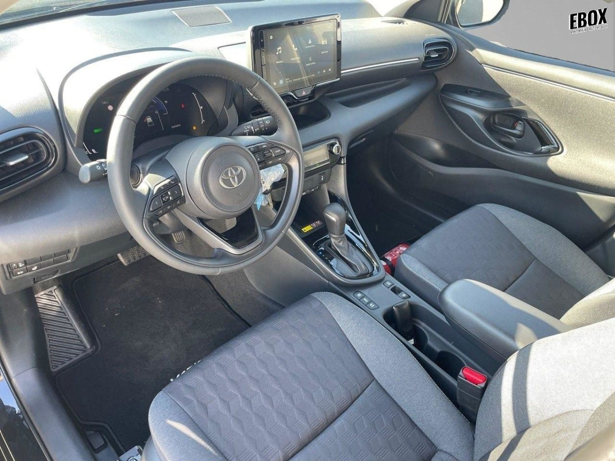 349949_p2 - TOYOTA - YARIS - 2025 - photo 7