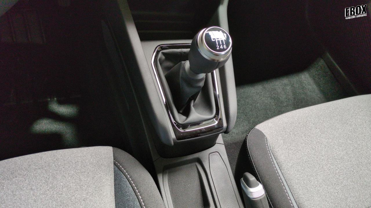 45464_p28 - RENAULT - CLIO 5 - 2025 - photo 16