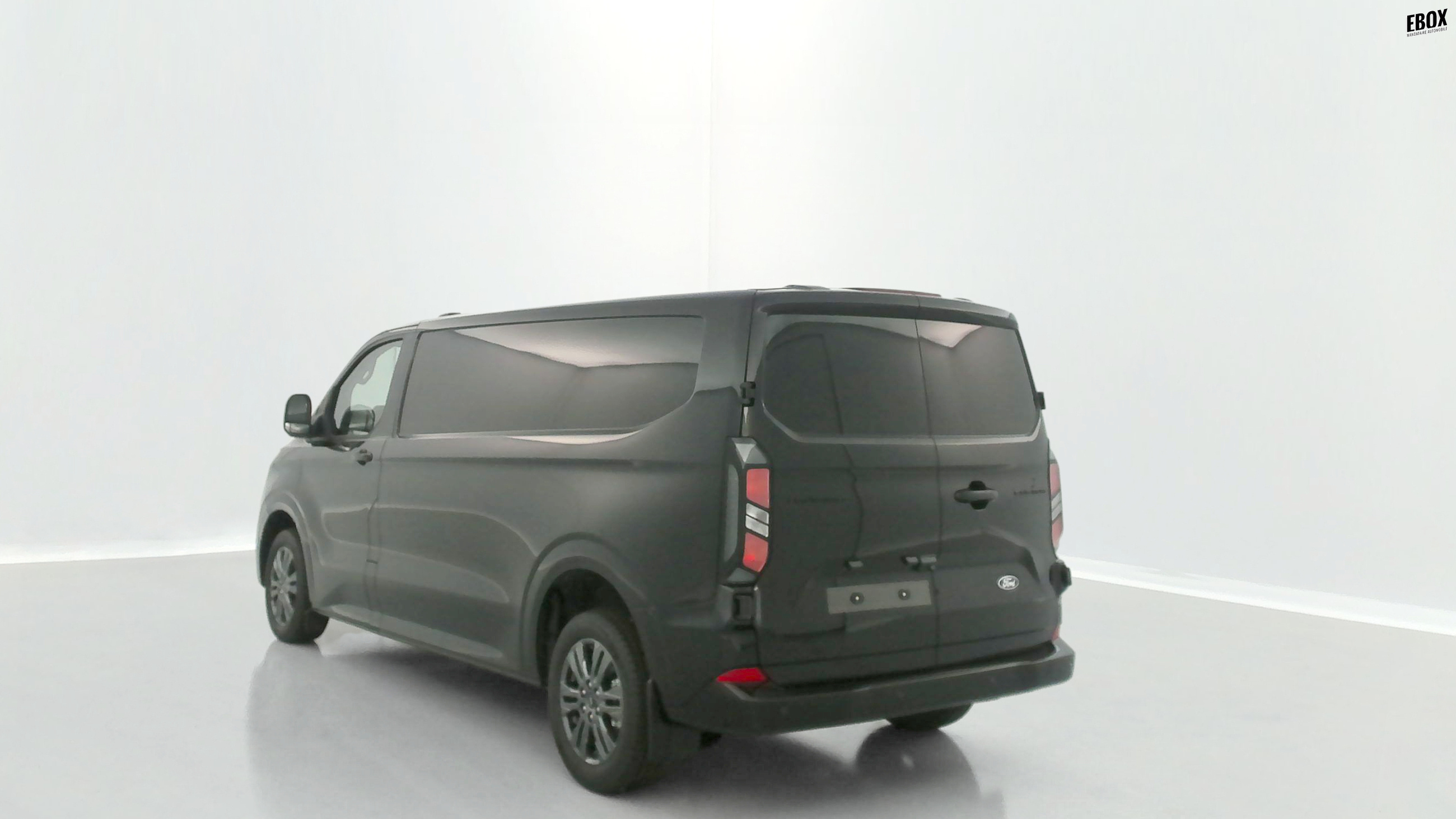 GLI00001262_p53 - FORD - TRANSIT - 2025 - photo 5