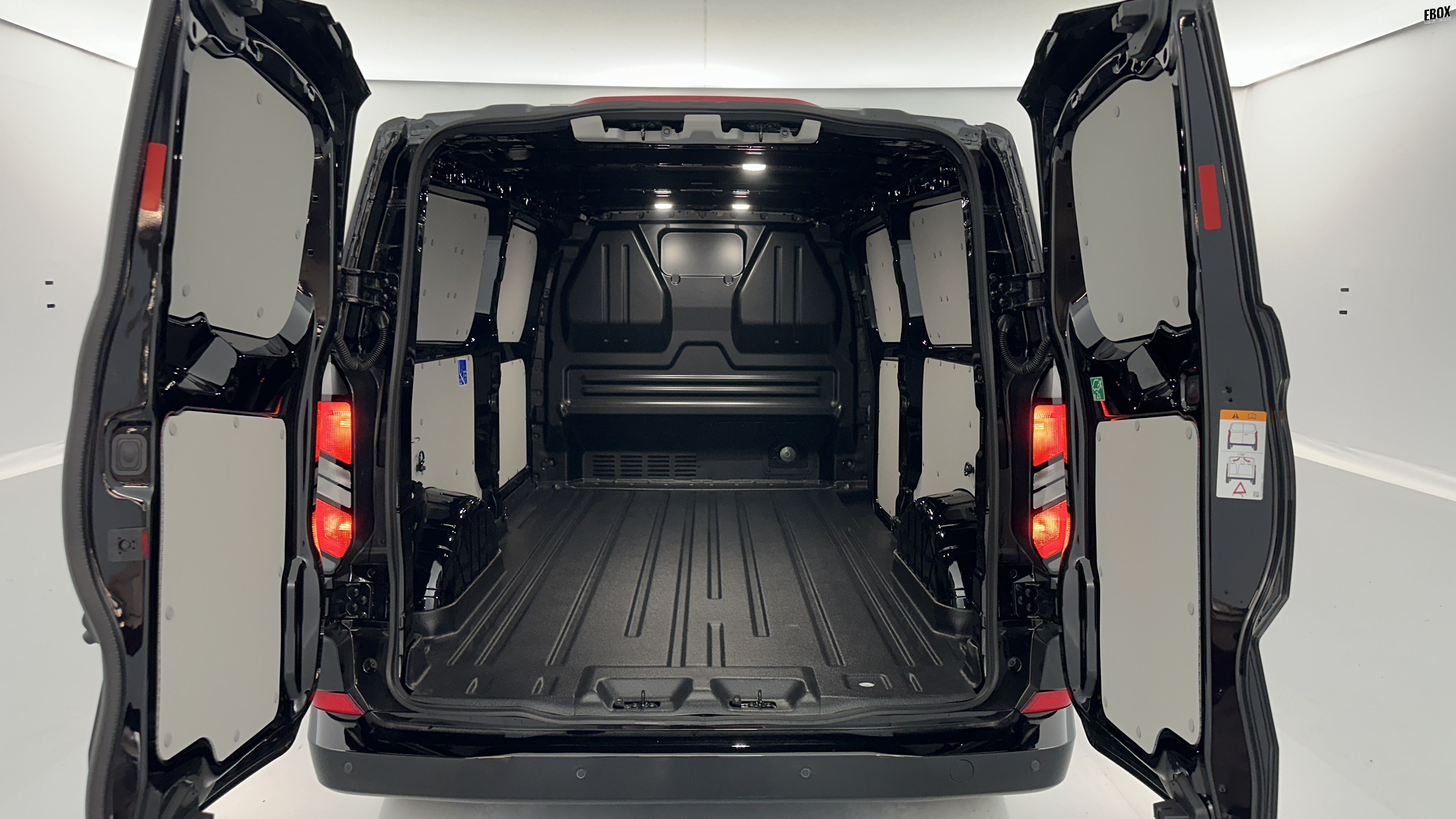 GLI00001262_p53 - FORD - TRANSIT - 2025 - photo 9