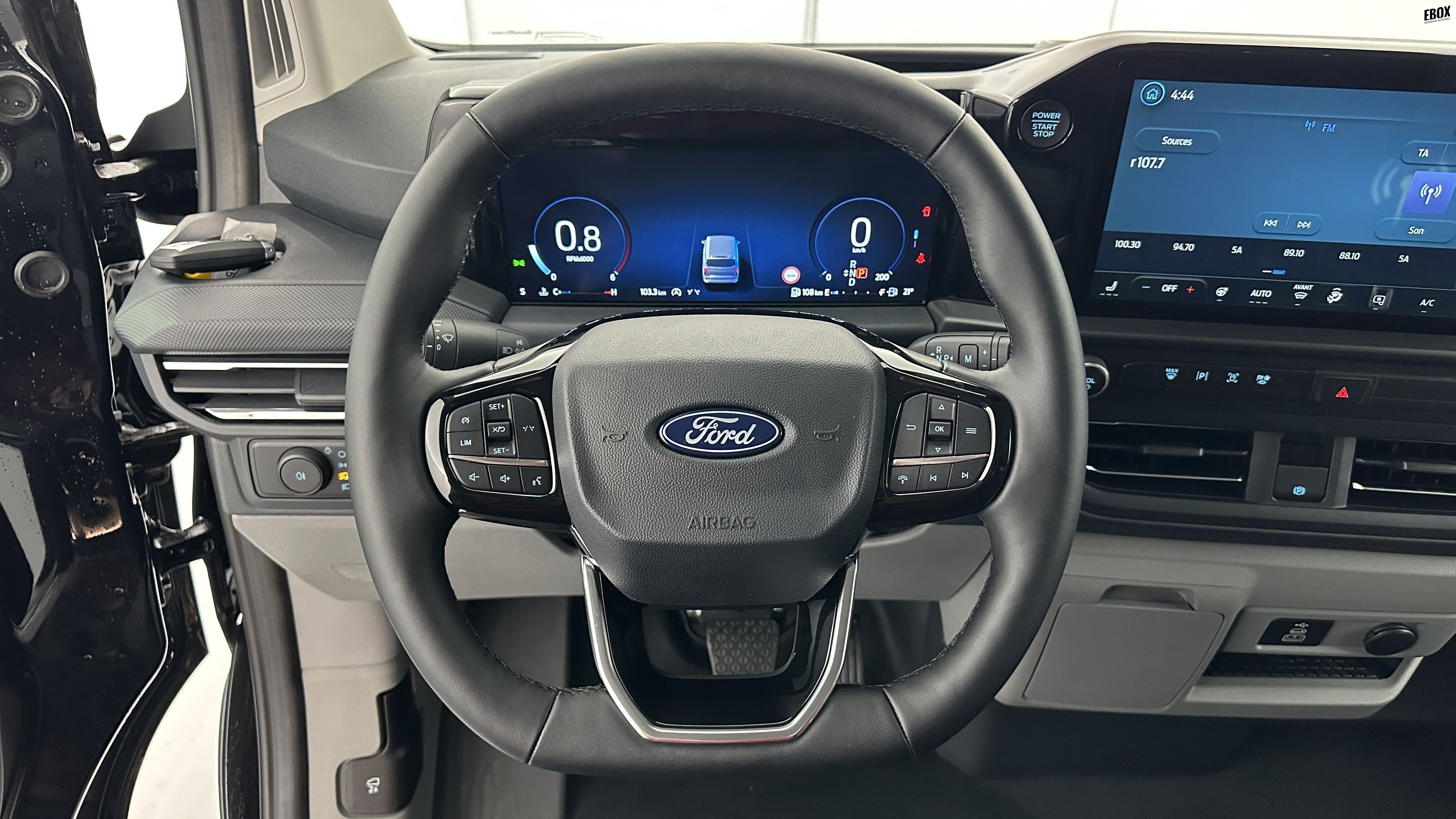 GLI00001262_p53 - FORD - TRANSIT - 2025 - photo 10