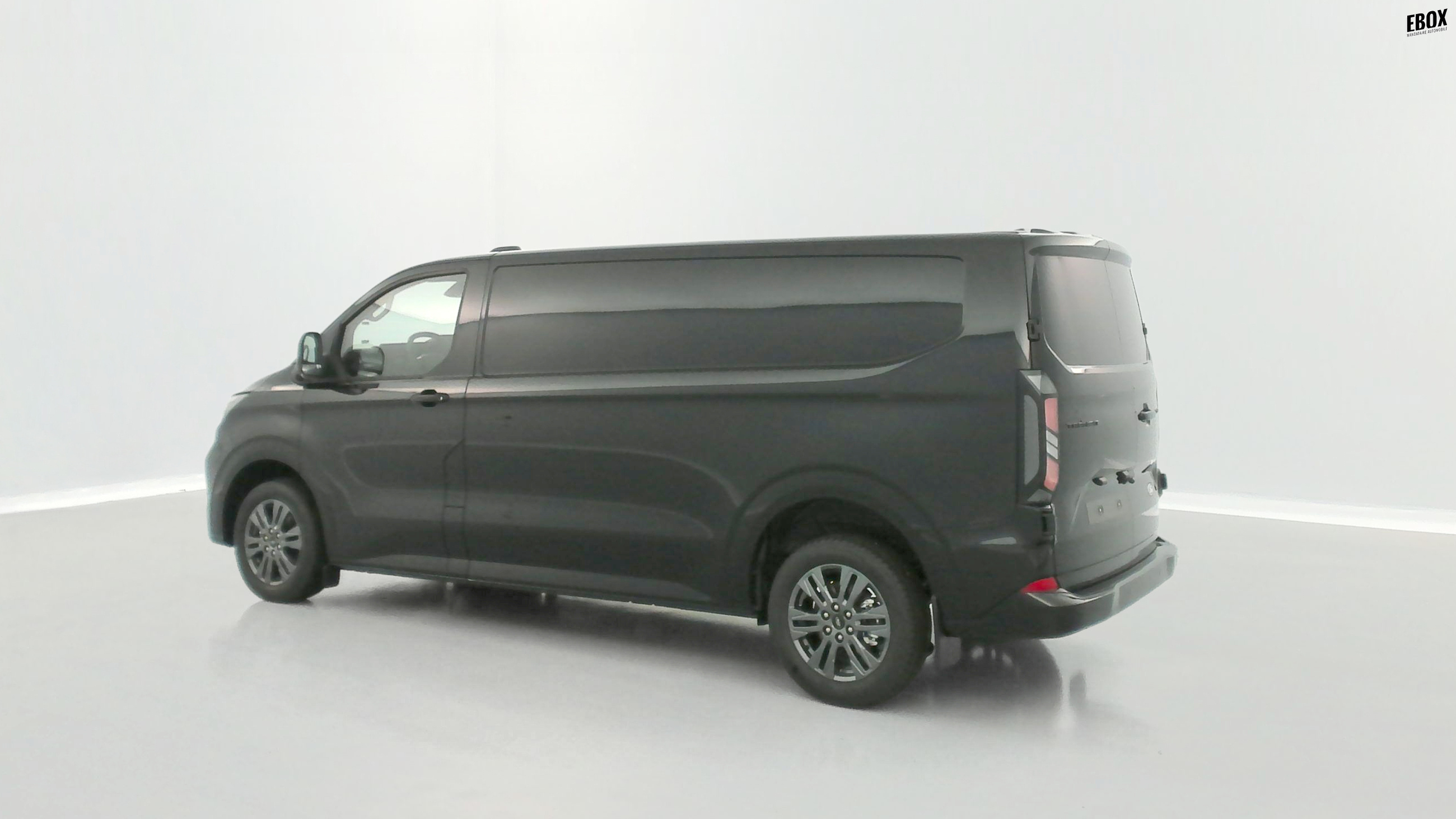 GLI00001262_p53 - FORD - TRANSIT - 2025 - photo 21