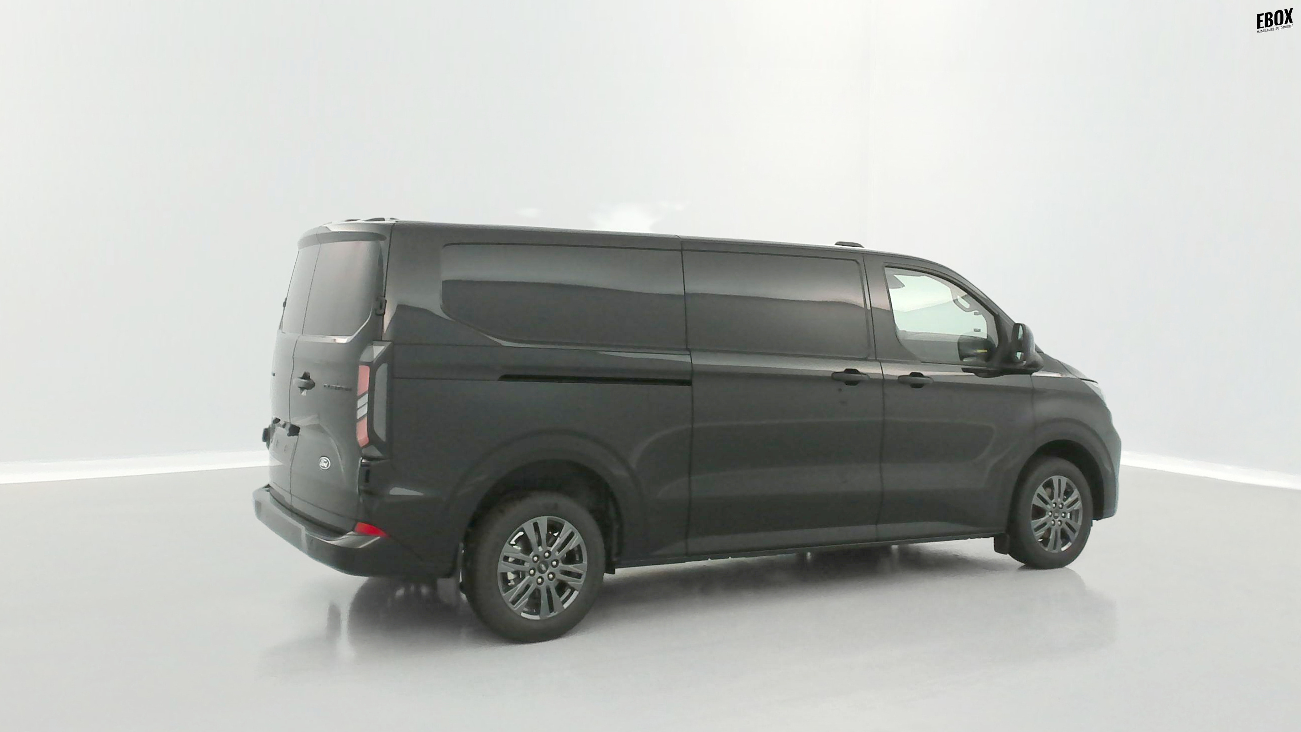 GLI00001262_p53 - FORD - TRANSIT - 2025 - photo 22