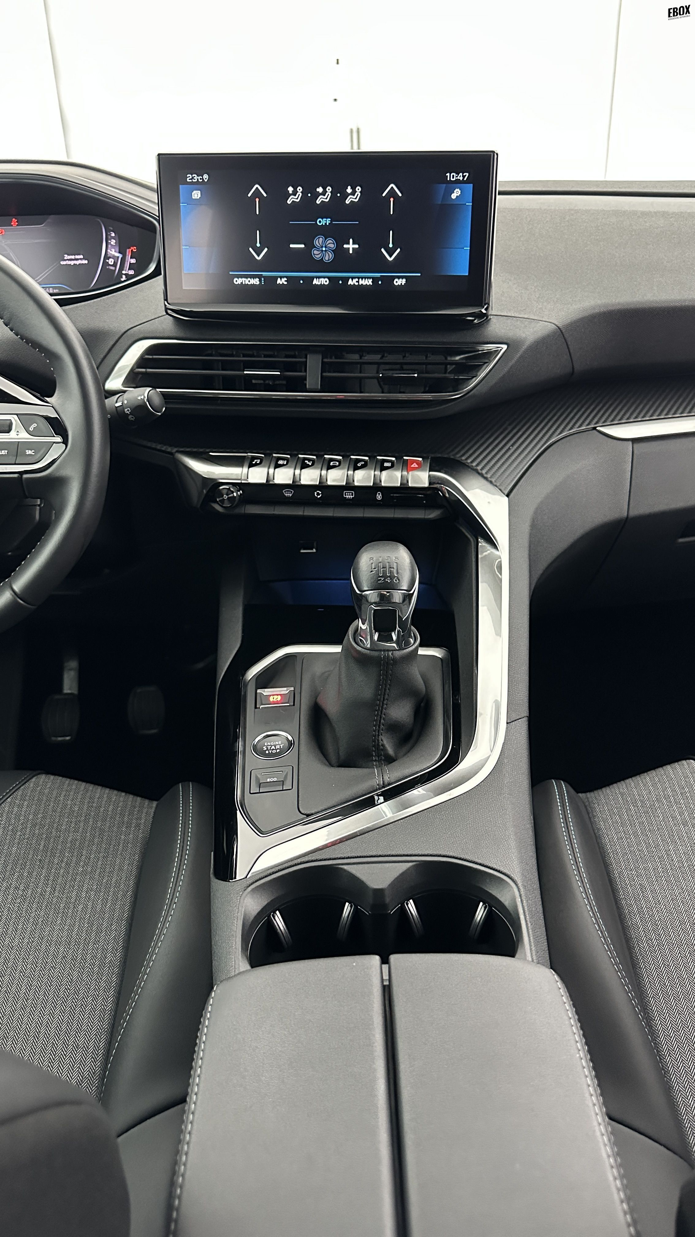 GLI00002874_p53 - PEUGEOT - 3008 - 2024 - photo 15