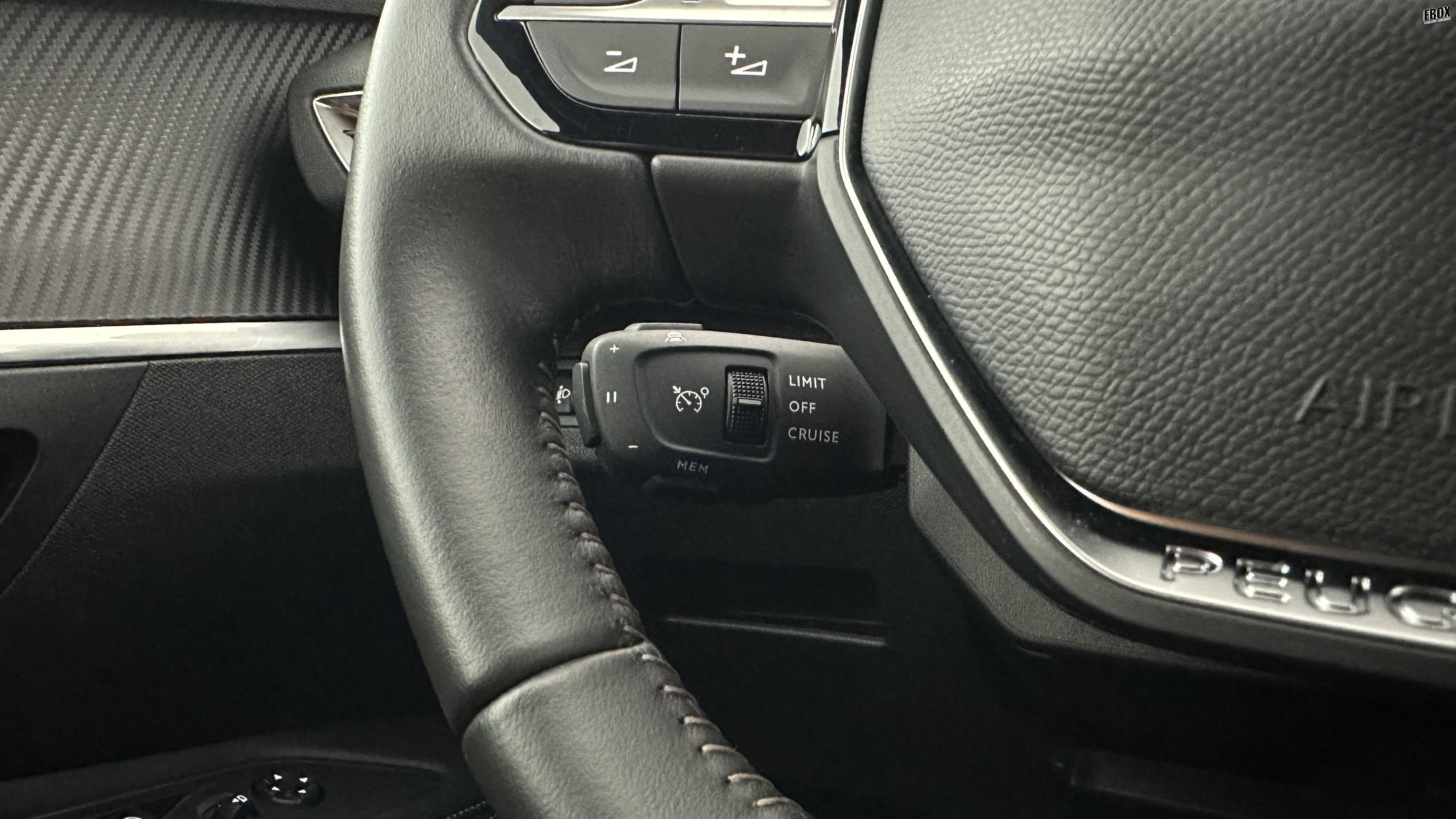 GLI00002874_p53 - PEUGEOT - 3008 - 2024 - photo 21