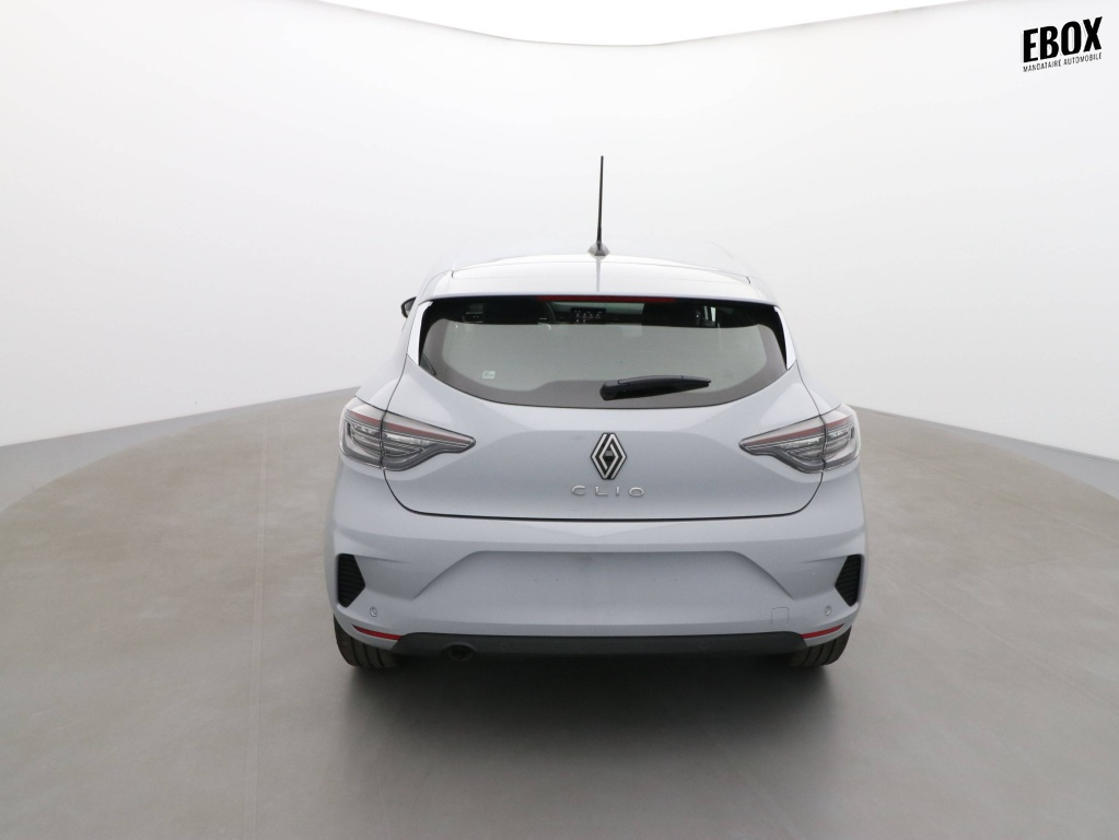 71137_p51 - RENAULT - CLIO - 2025 - photo 3