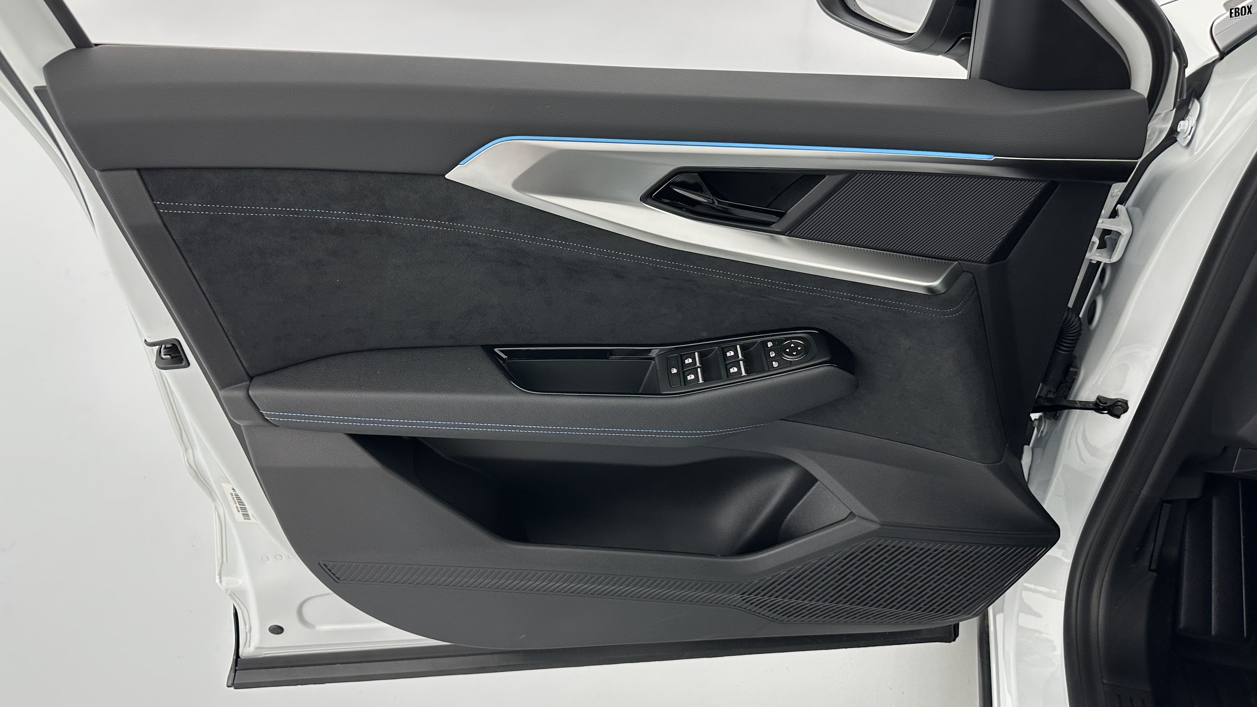 GLI00005929_p53 - RENAULT - AUSTRAL - 2025 - photo 13