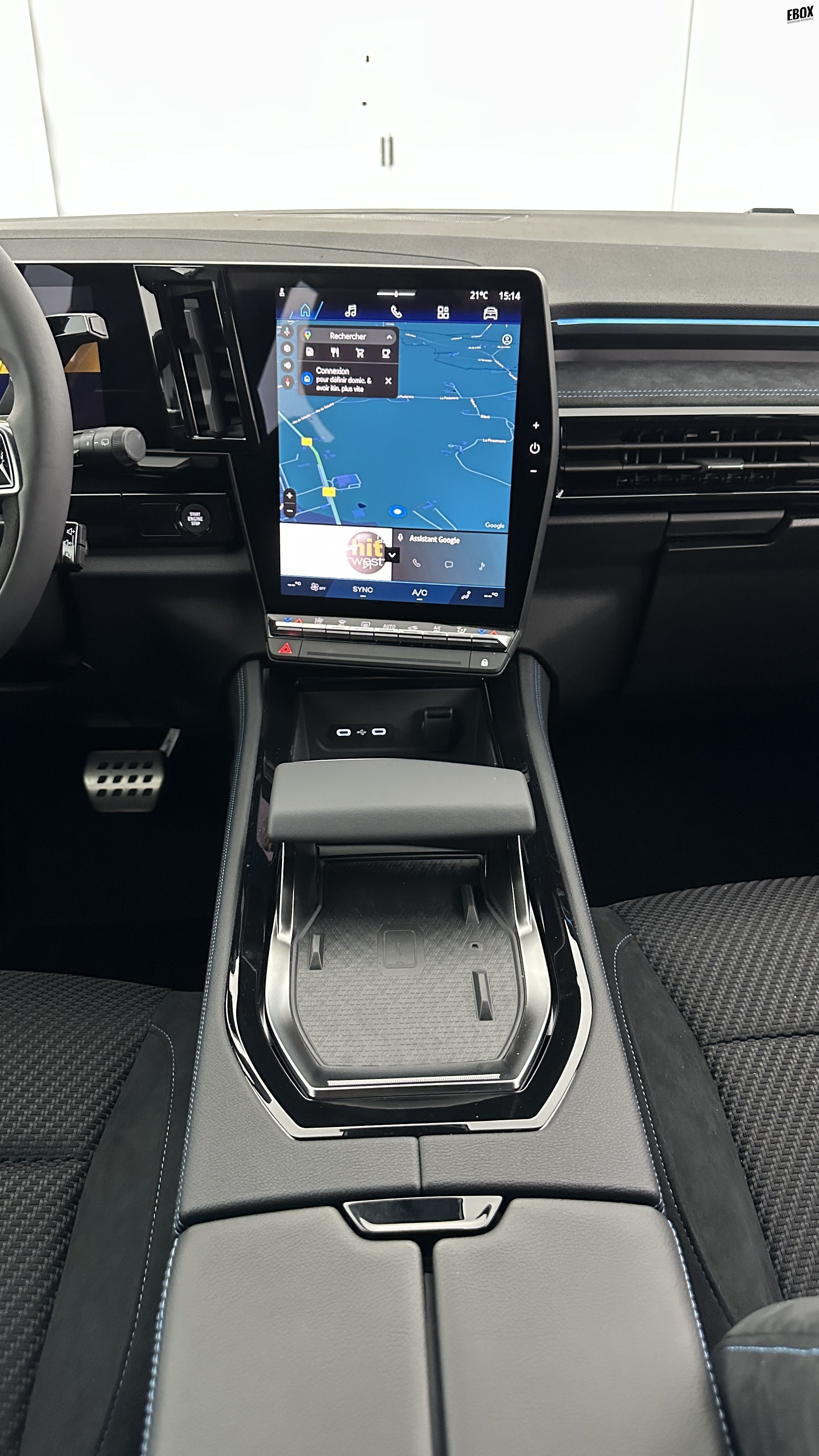 GLI00005929_p53 - RENAULT - AUSTRAL - 2025 - photo 16