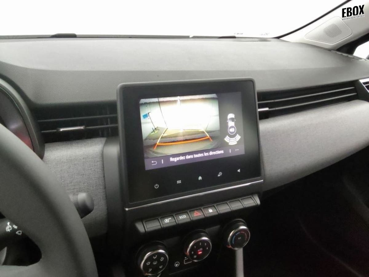 353253_p2 - RENAULT - CLIO 5 - 2025 - photo 6