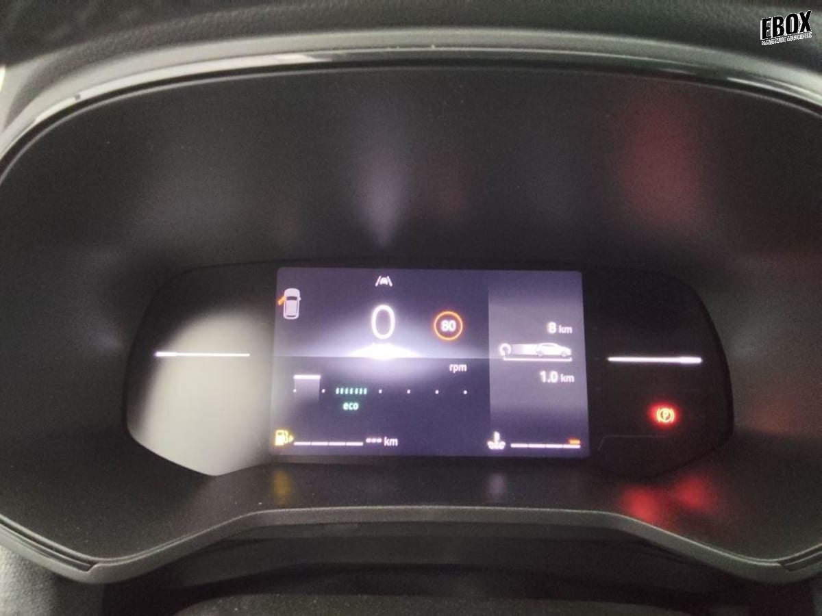 353253_p2 - RENAULT - CLIO 5 - 2025 - photo 9