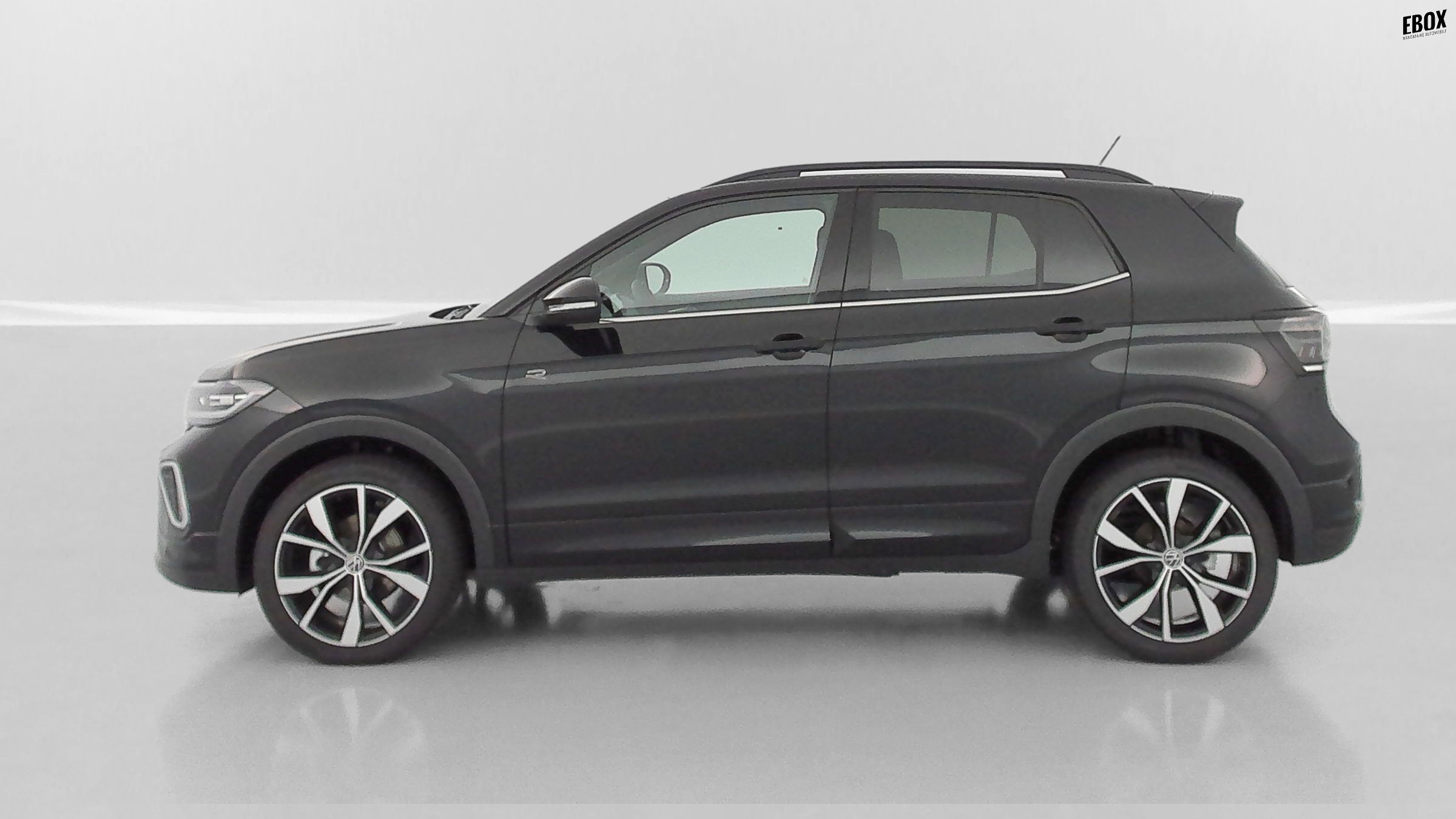 GLI00002900_p53 - VOLKSWAGEN - T CROSS - 2025 - photo 4