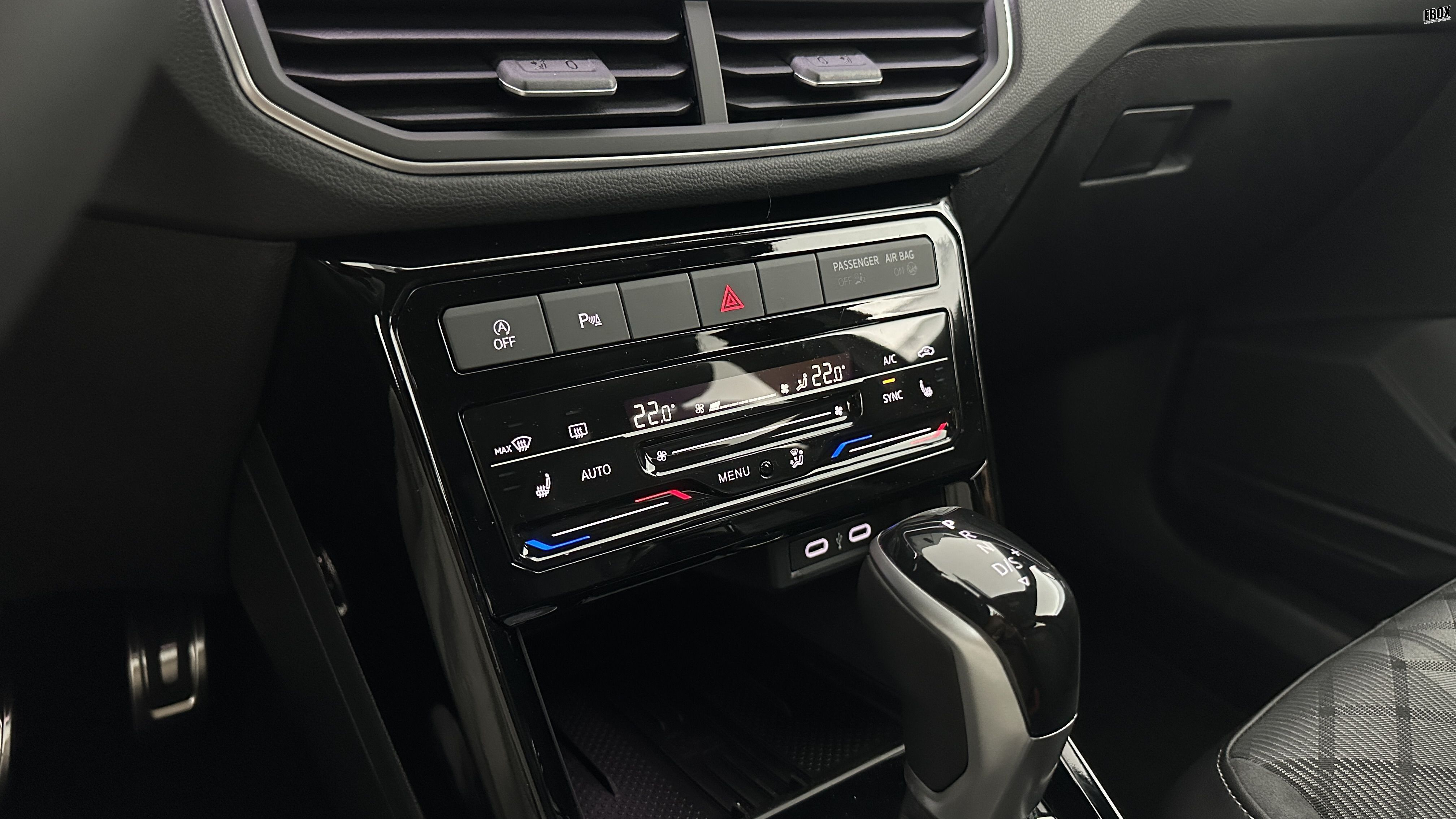 GLI00002896_p53 - VOLKSWAGEN - T CROSS - 2025 - photo 21