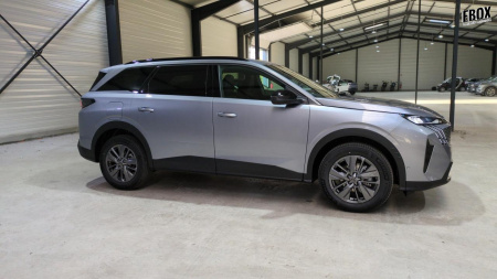 46163_p28 - PEUGEOT - 5008 - 2025