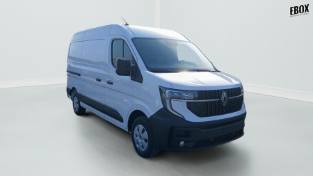 356951_p2 - RENAULT - MASTER - 2025