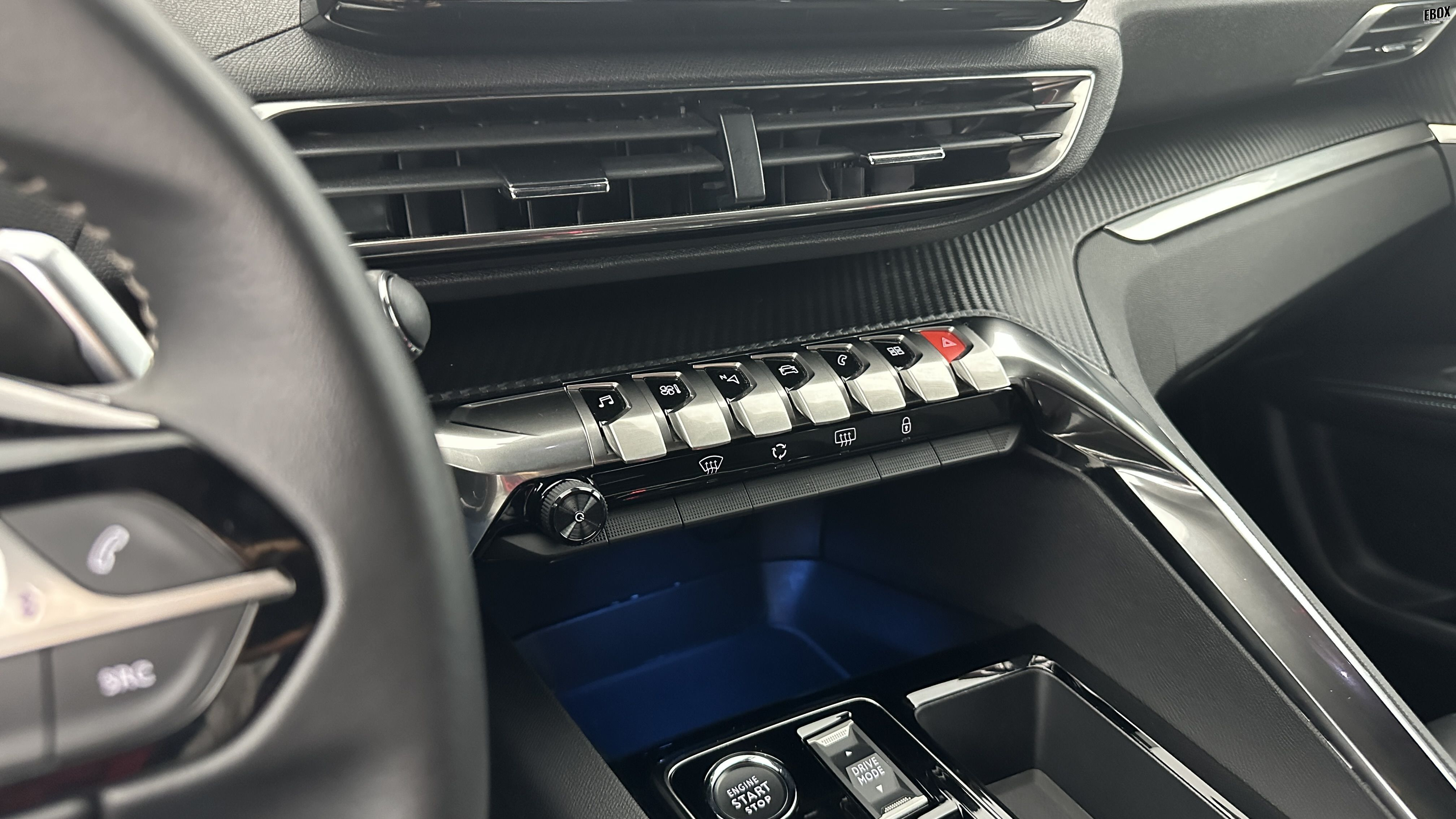 GLI00006268_p53 - PEUGEOT - 3008 - 2024 - photo 20