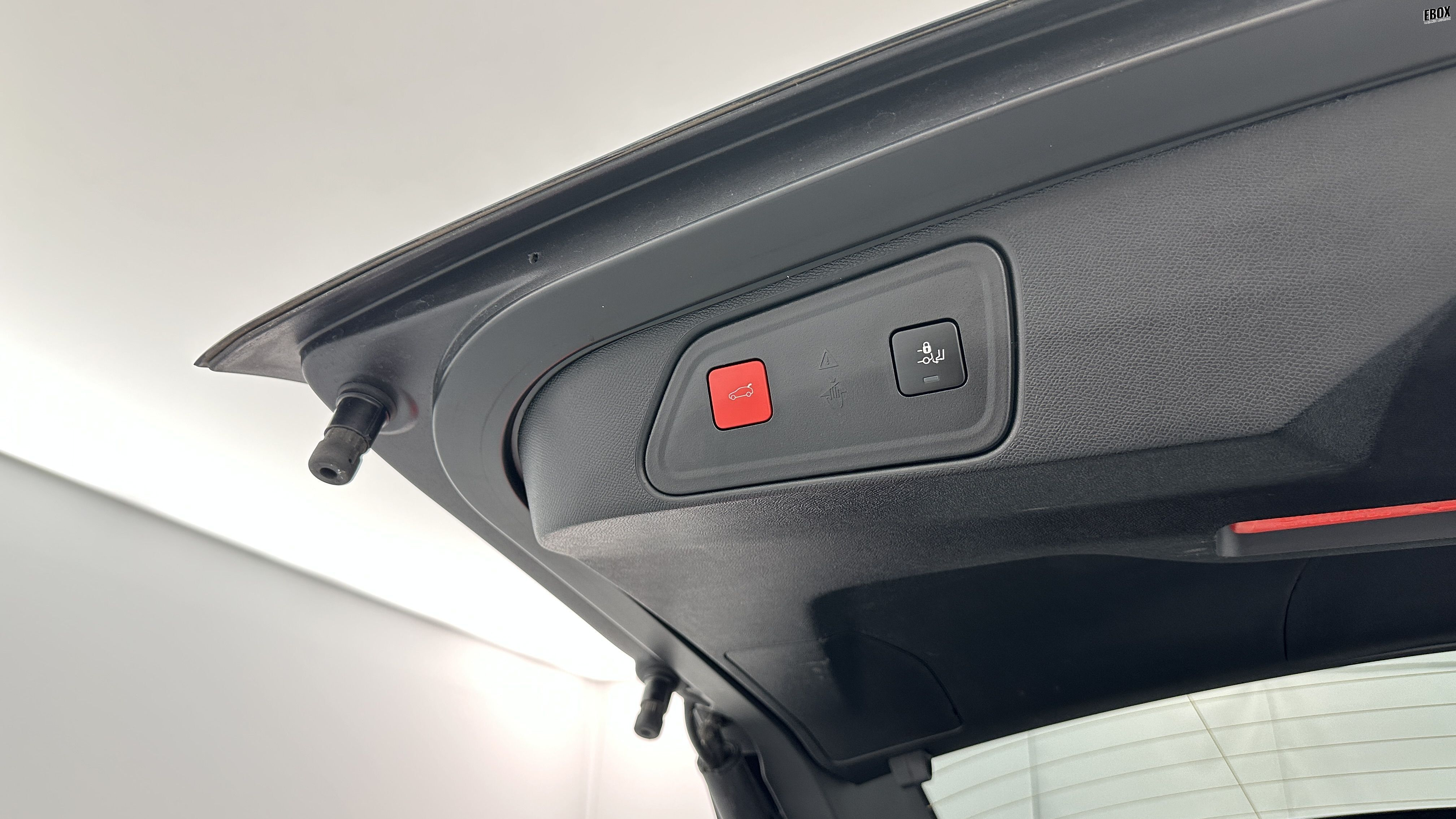 GLI00006268_p53 - PEUGEOT - 3008 - 2024 - photo 24