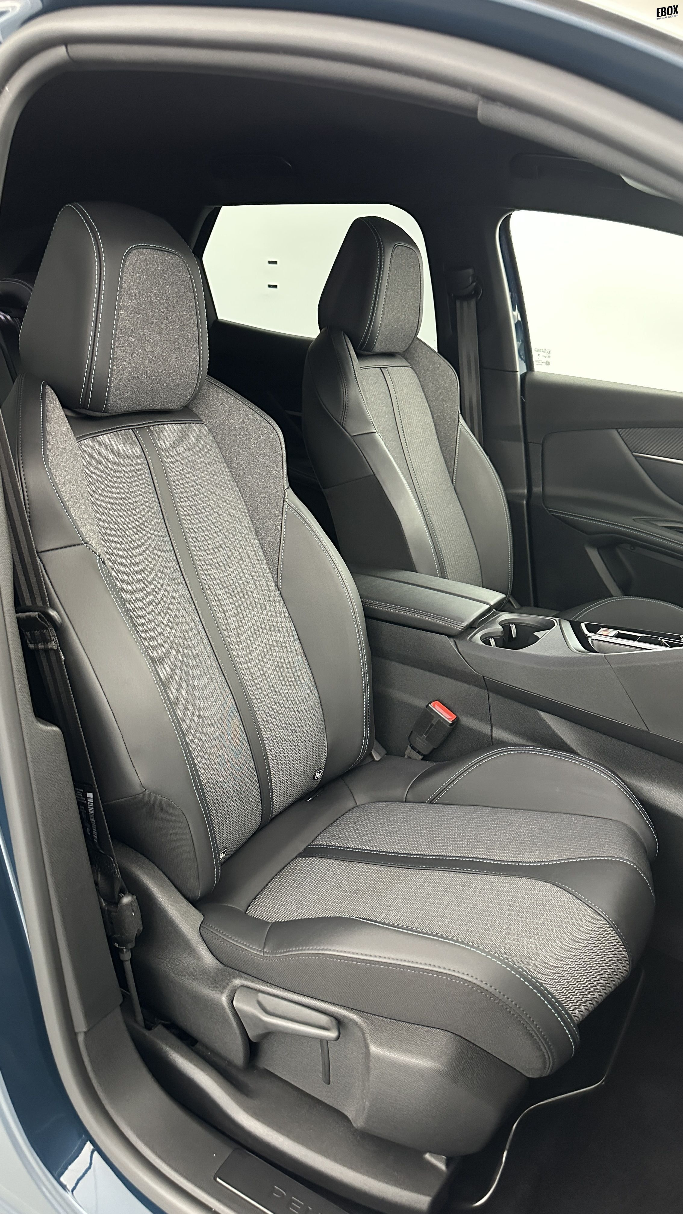 GLI00006268_p53 - PEUGEOT - 3008 - 2024 - photo 27