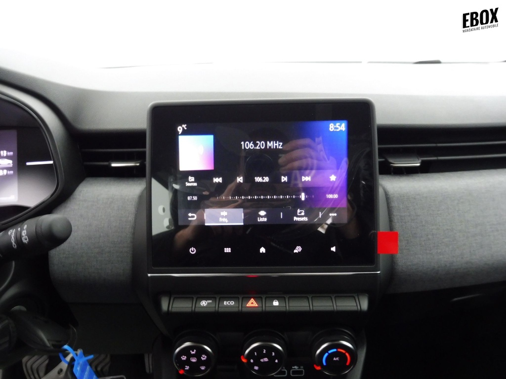 69858_p51 - RENAULT - CLIO - 2025 - photo 11