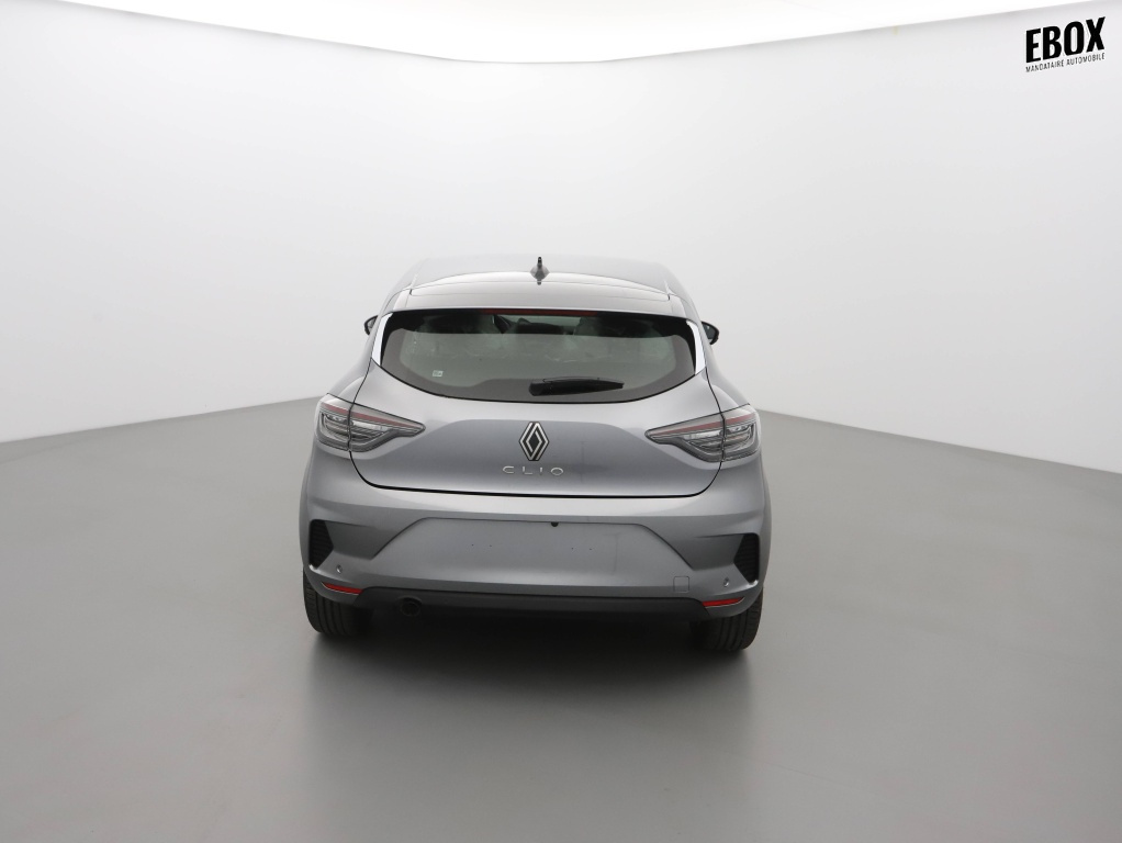 69858_p51 - RENAULT - CLIO - 2025 - photo 4