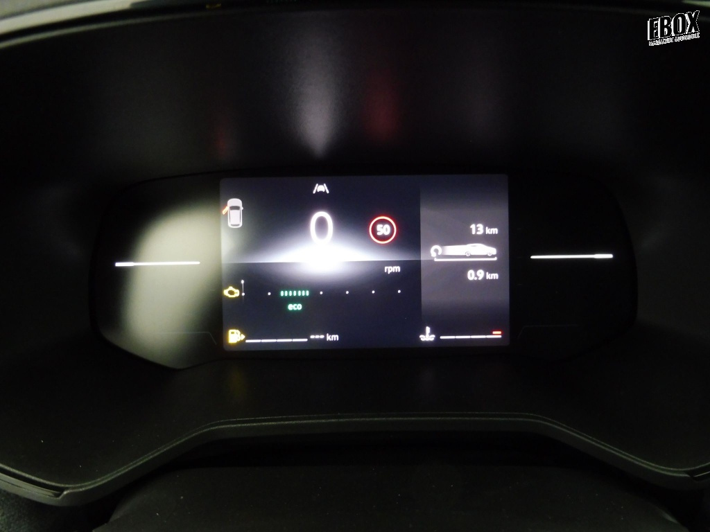 69858_p51 - RENAULT - CLIO - 2025 - photo 9