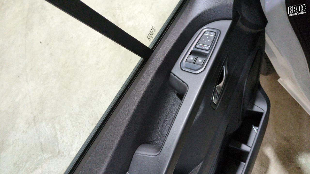 46355_p28 - RENAULT - TRAFIC - 2025 - photo 11