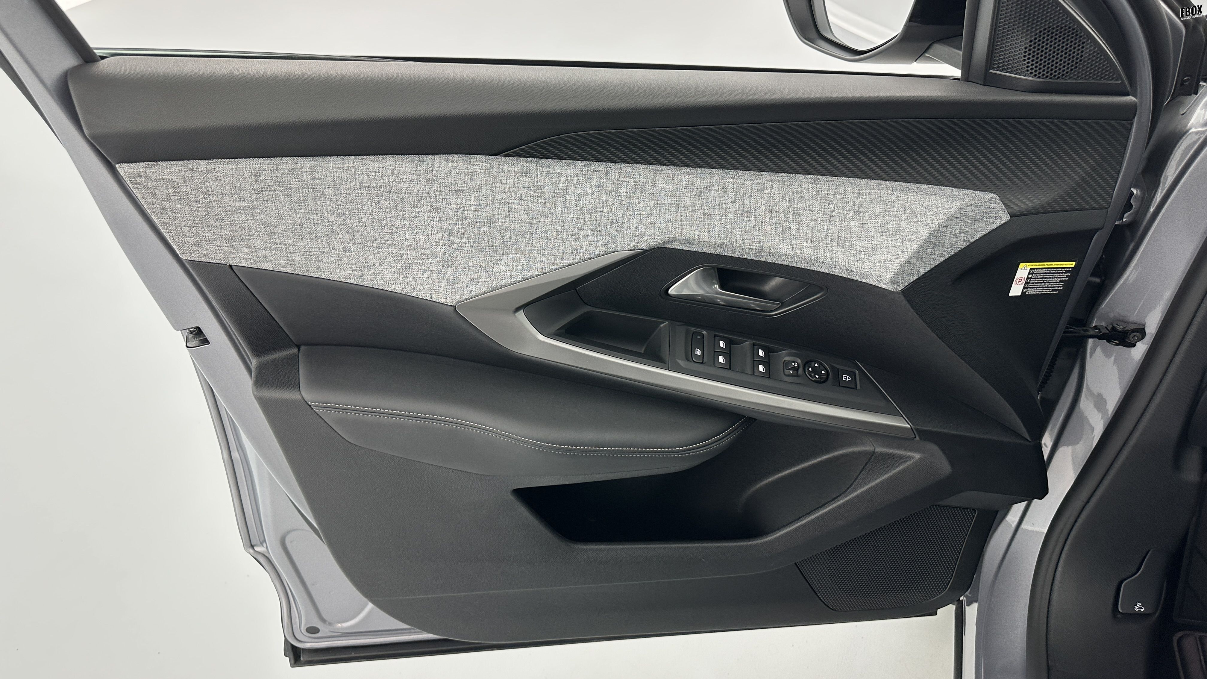 GLI00002828_p53 - PEUGEOT - 3008 - 2024 - photo 12