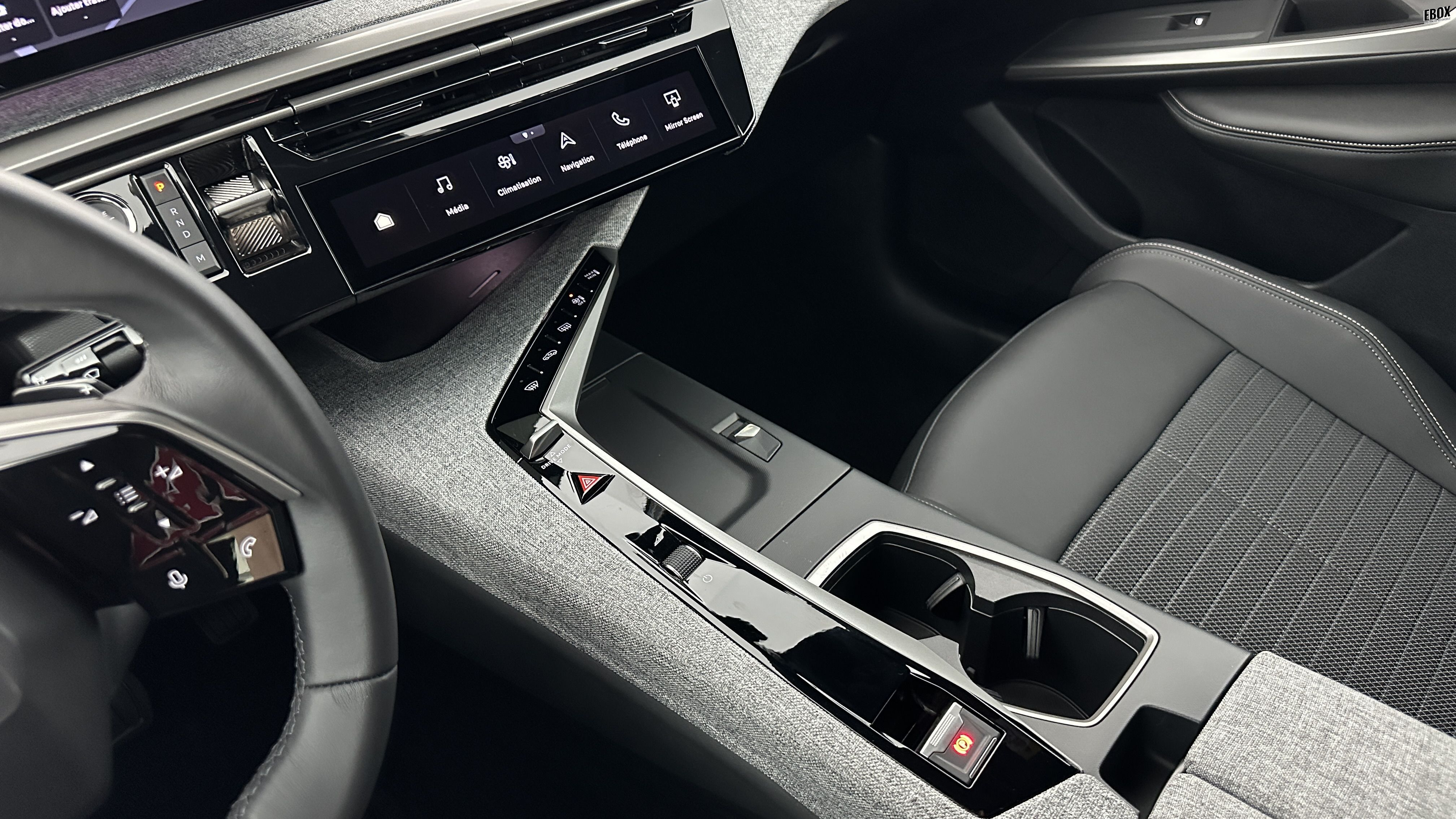 GLI00002826_p53 - PEUGEOT - 3008 - 2024 - photo 16