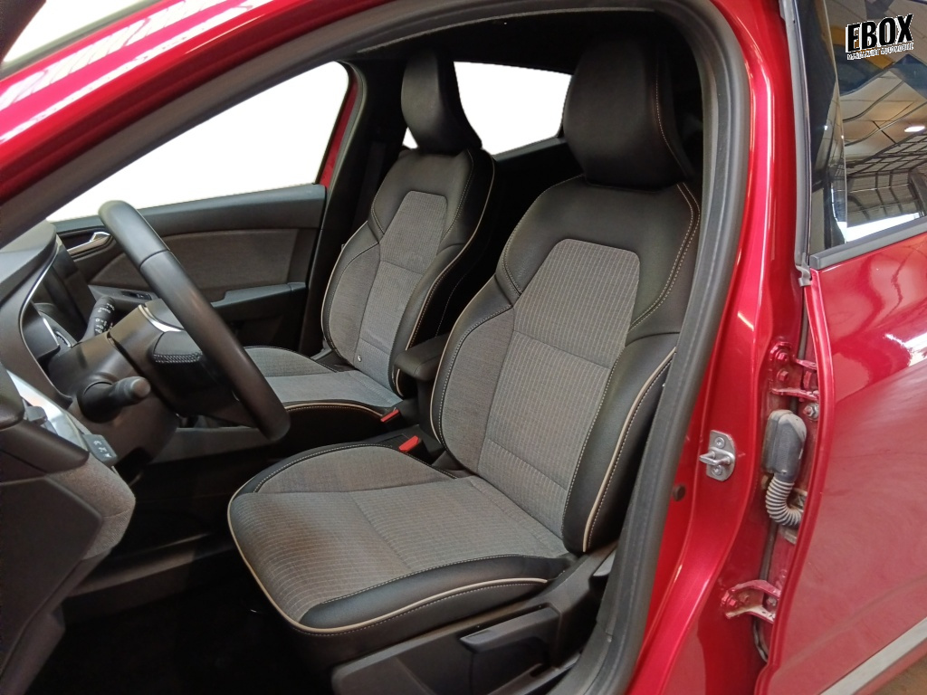 72405_p51 - RENAULT - CLIO - 2024 - photo 10