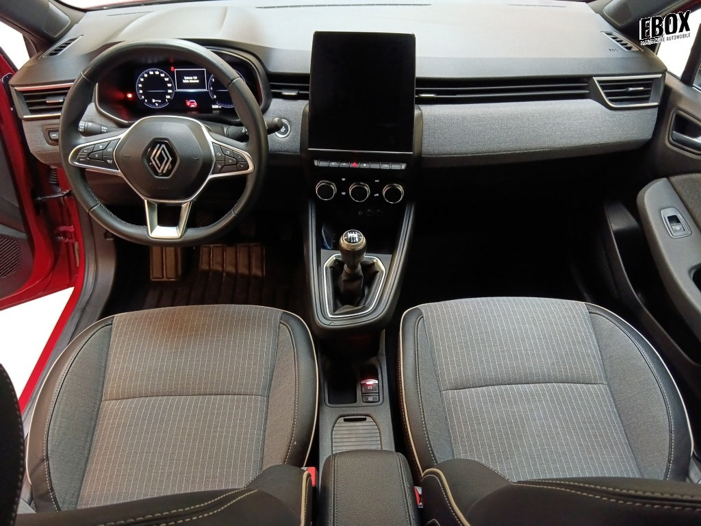 72405_p51 - RENAULT - CLIO - 2024 - photo 12