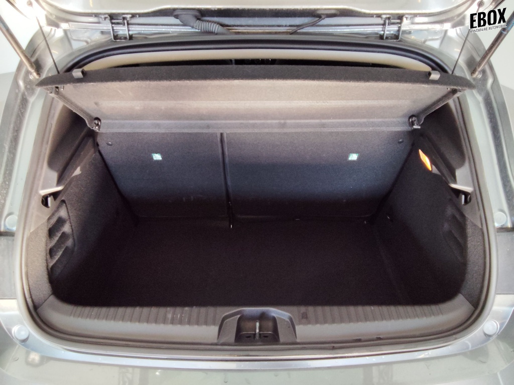 71387_p51 - RENAULT - CLIO - 2025 - photo 10