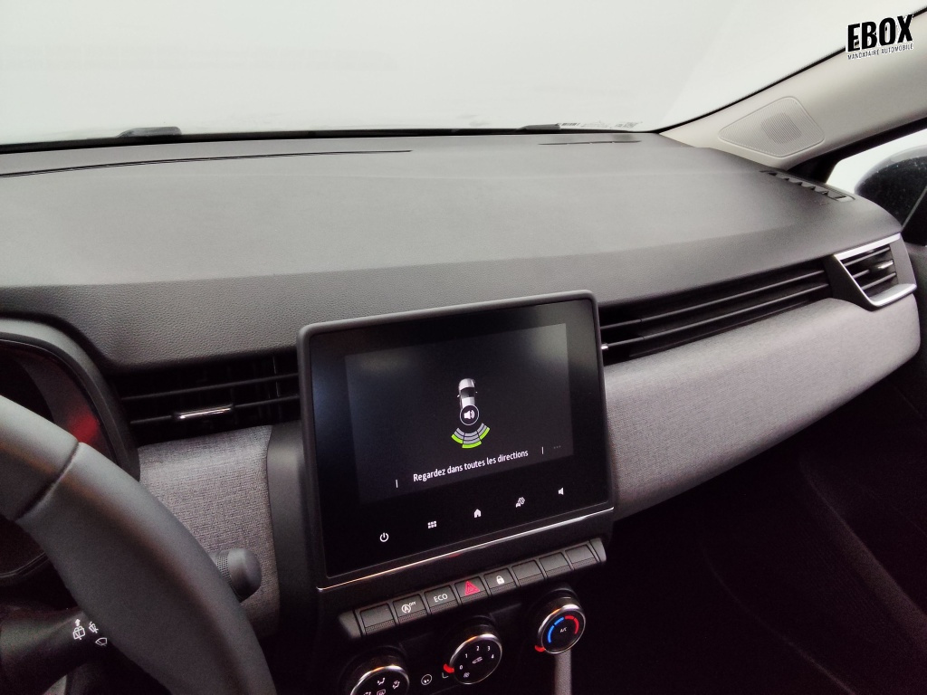 71387_p51 - RENAULT - CLIO - 2025 - photo 6