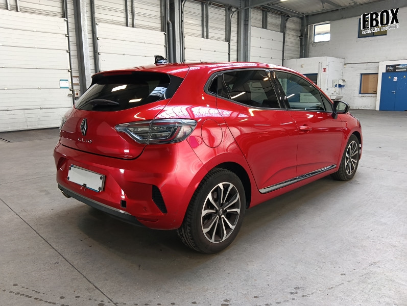 72394_p51 - RENAULT - CLIO - 2024 - photo 2