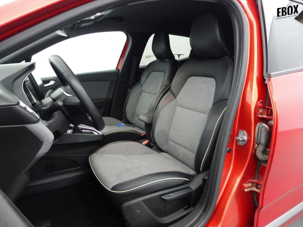 72400_p51 - RENAULT - CLIO - 2024 - photo 15