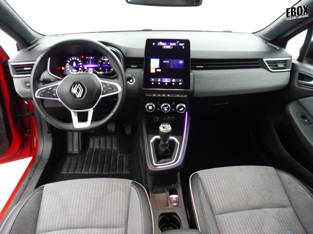 72400_p51 - RENAULT - CLIO - 2024 - photo 16