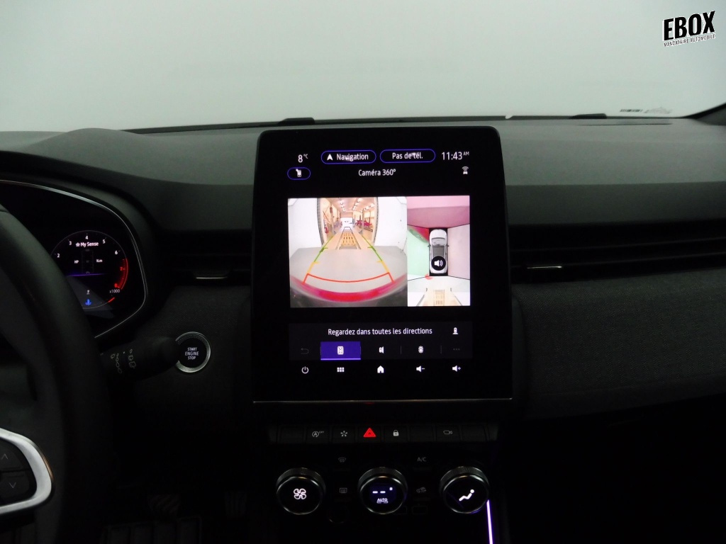 72400_p51 - RENAULT - CLIO - 2024 - photo 6