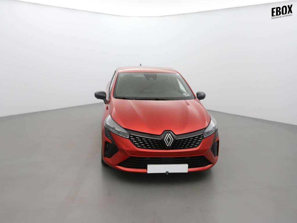 72402_p51 - RENAULT - CLIO - 2024 - photo 2