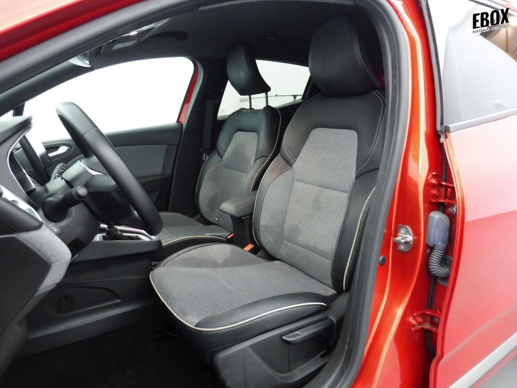 72409_p51 - RENAULT - CLIO - 2024 - photo 15