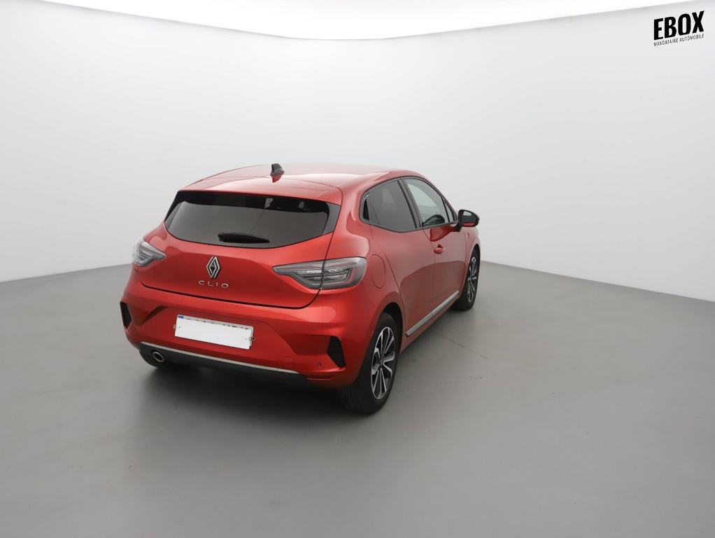 72409_p51 - RENAULT - CLIO - 2024 - photo 3