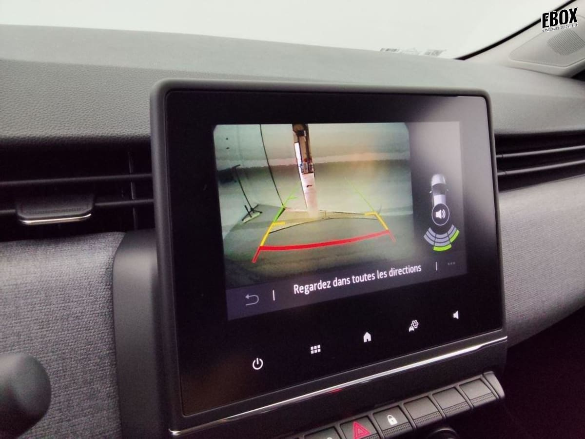 360004_p2 - RENAULT - CLIO - 2025 - photo 5