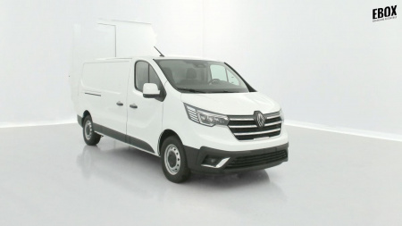 360355_p2 - RENAULT - TRAFIC - 2025