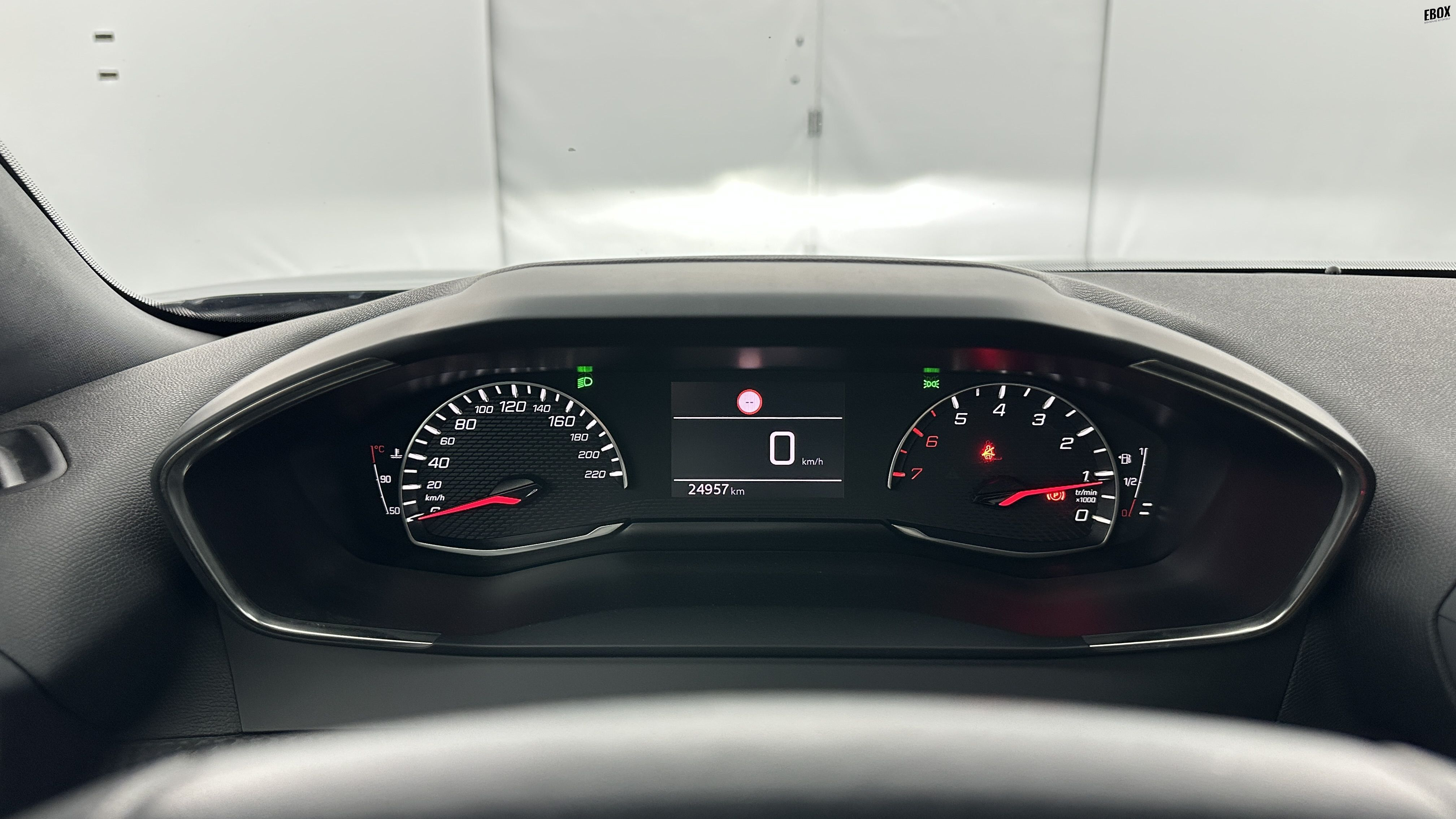 GLI00006850_p53 - PEUGEOT - 2008 - 2023 - photo 12